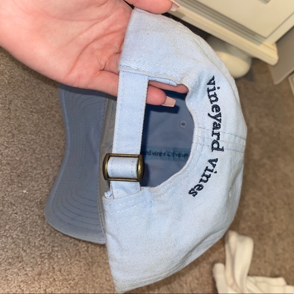 vineyard vines hat - Picture 2 of 2